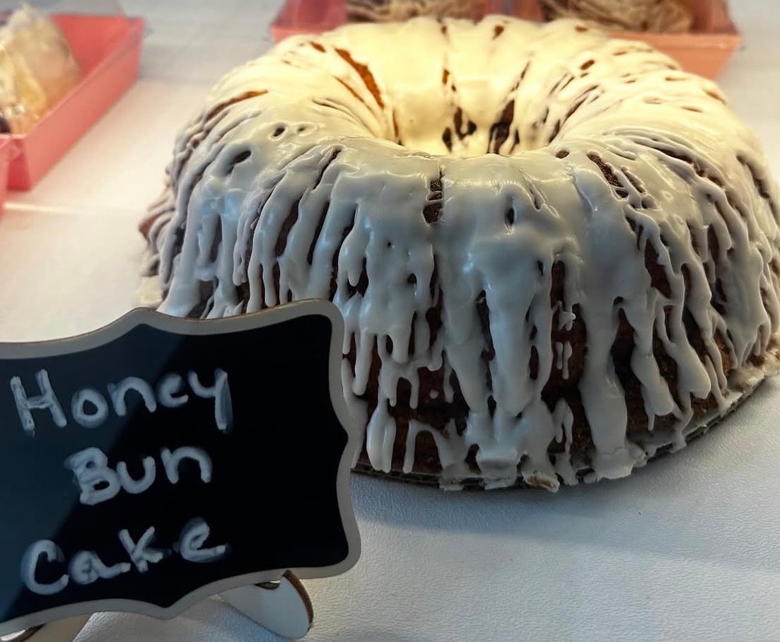 Honey Bun Cake